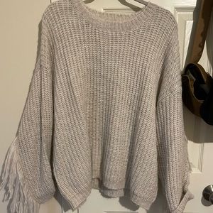 Boutique sweater with fringe-large